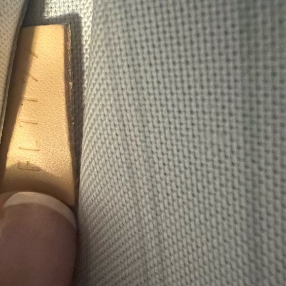 LouisVuitton Tahitienne Cities pouch destination collection. Knokke Belgium. - Picture 10 of 10